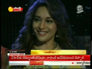 madhuri unveils her statue at tussauds (sakshi tv)