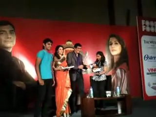 madhuri dixit hotel westin pune on 9th mar 2k11... mature